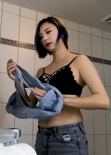 国产剧情巨乳美女被男技师爆干内射 OYV