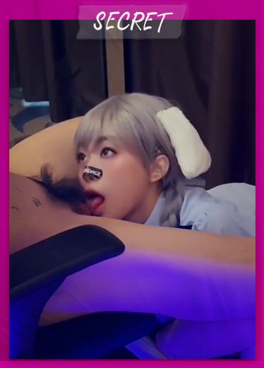 极品饥渴小母狗主动含住肉棒求操♡ MsW