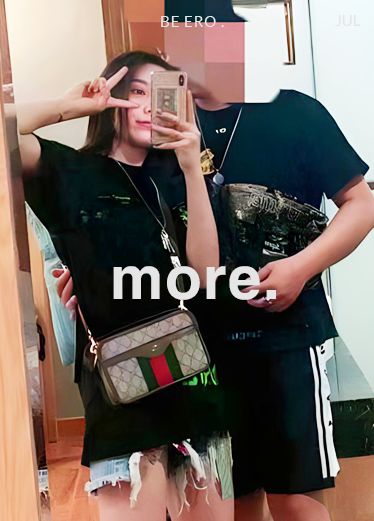 漂亮奶茶妹穿着中国李宁与男友啪啪外流 GMd